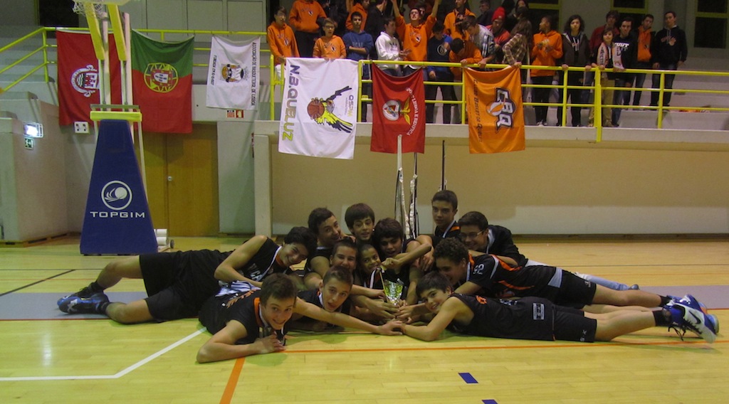 Clube Basket Queluz Campeão