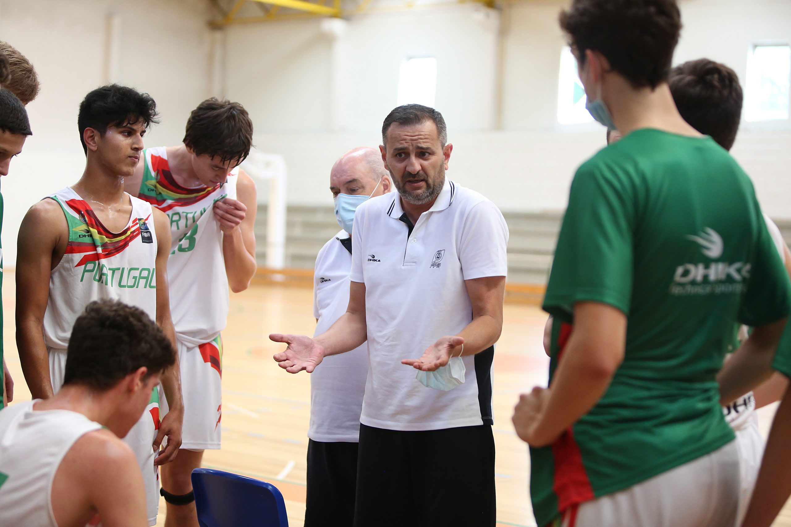 Sub16 masculinos voltam a reunir