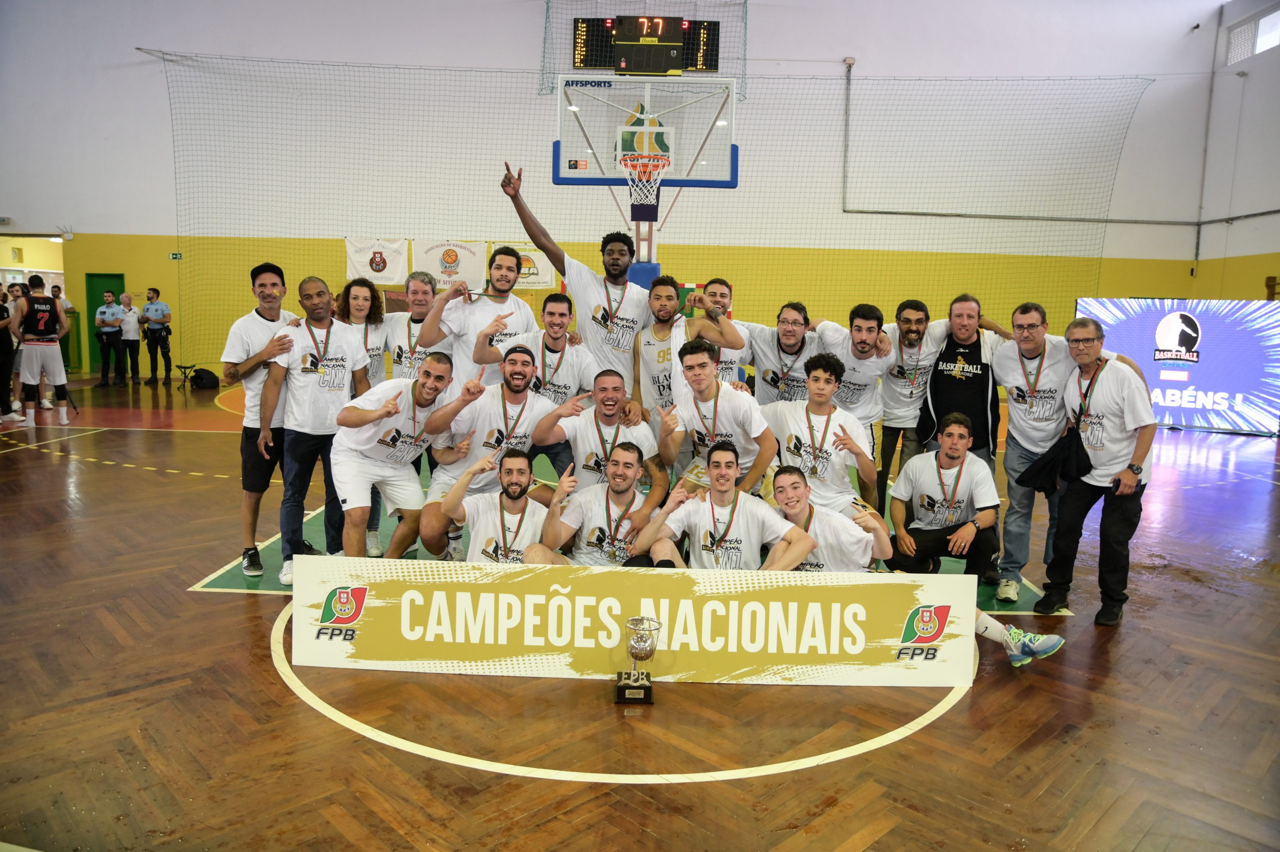 Clube de Basquete de Viana conquista vitória nos Açores para o campeonato