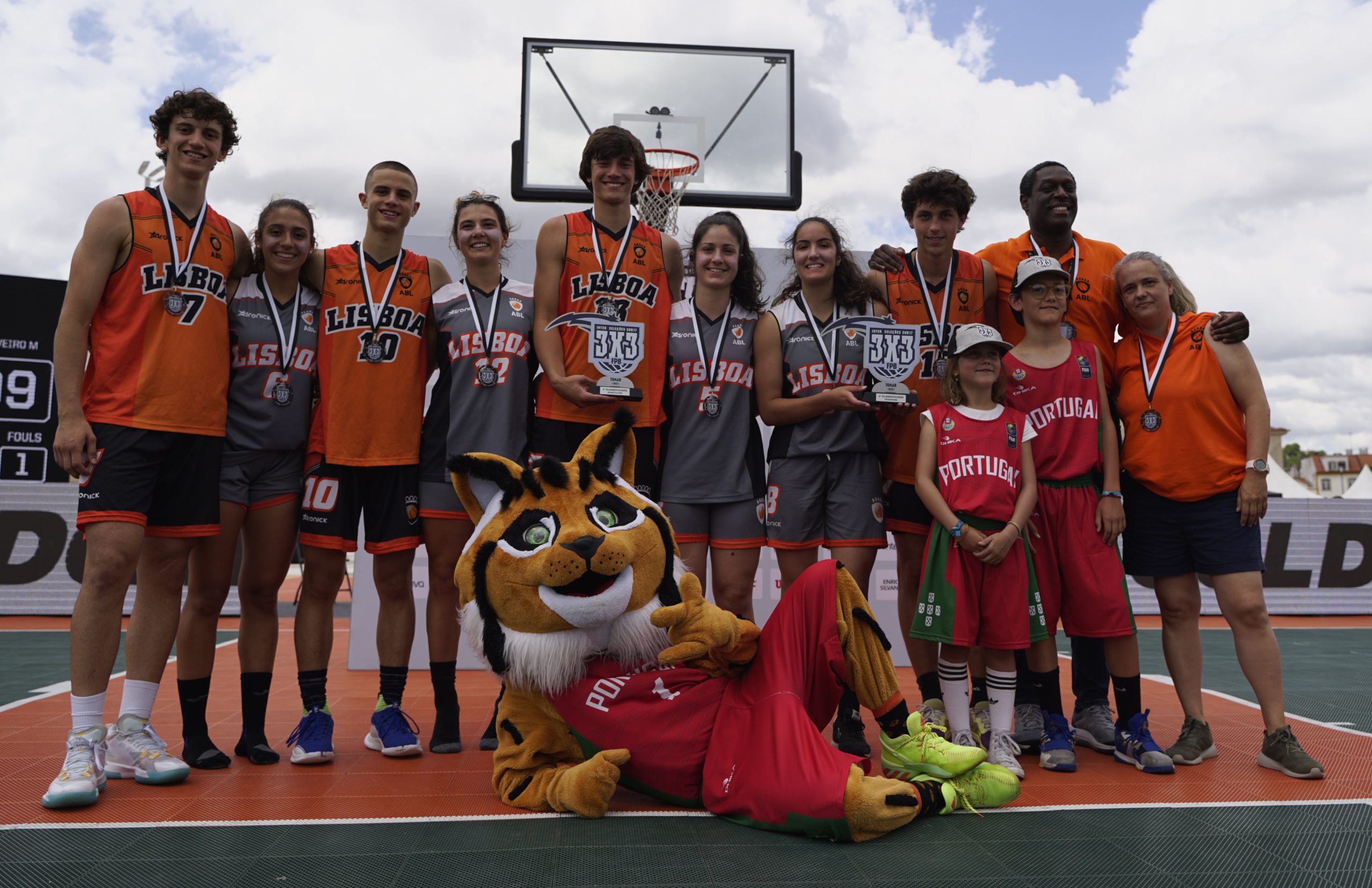 Portugal campeão europeu de basquetebol sub-20 - SIC Notícias