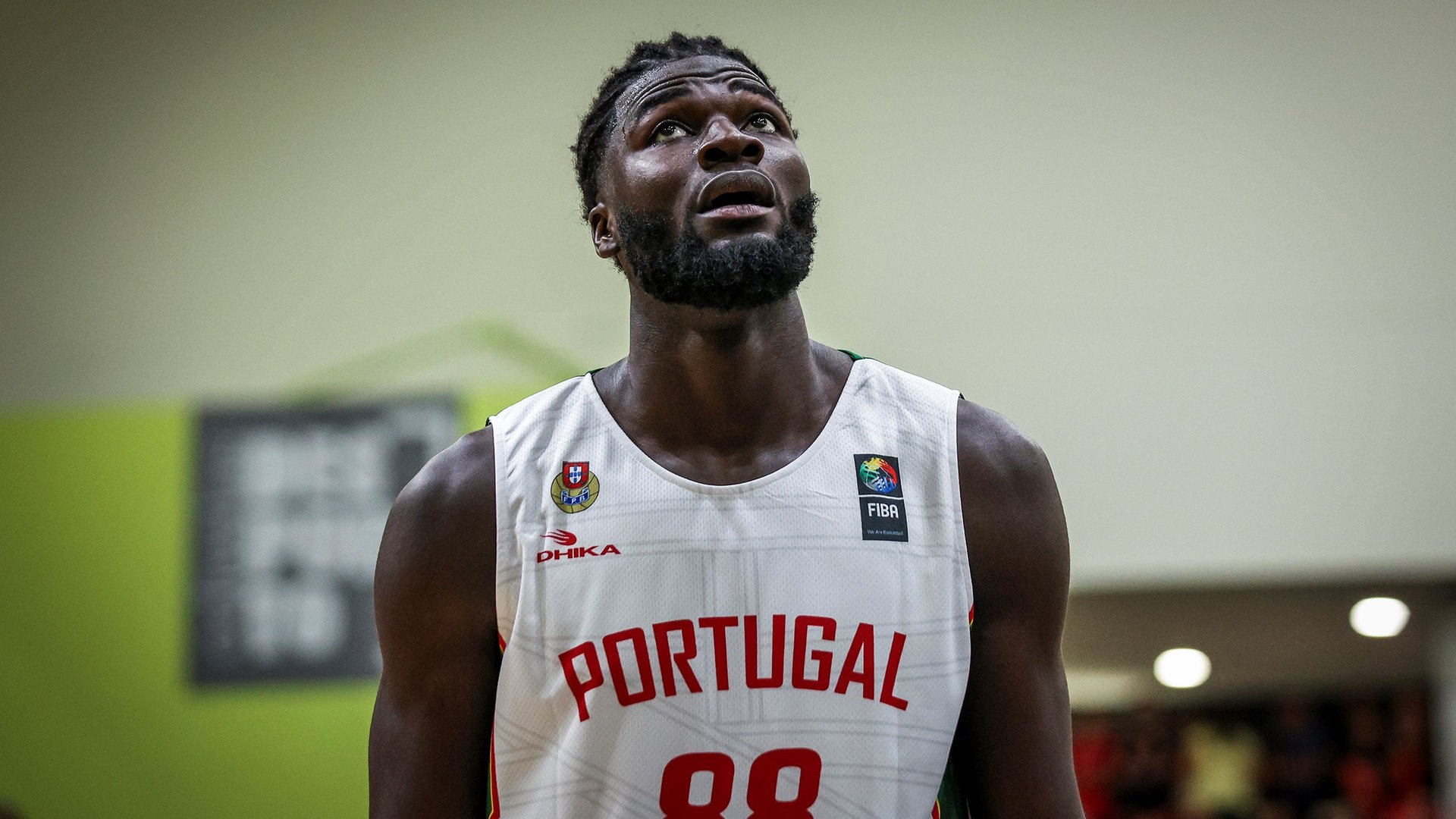 Neemias Queta é o primeiro português a ser escolhido para a NBA - Renascença
