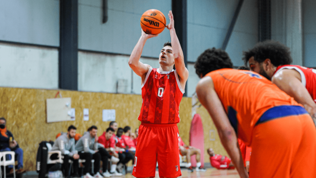 Basquetebol: FAC recebe CB Viana para a 8.ª jornada do Campeonato Nacional  da 1.ª Divisão » Fama Rádio e Televisão