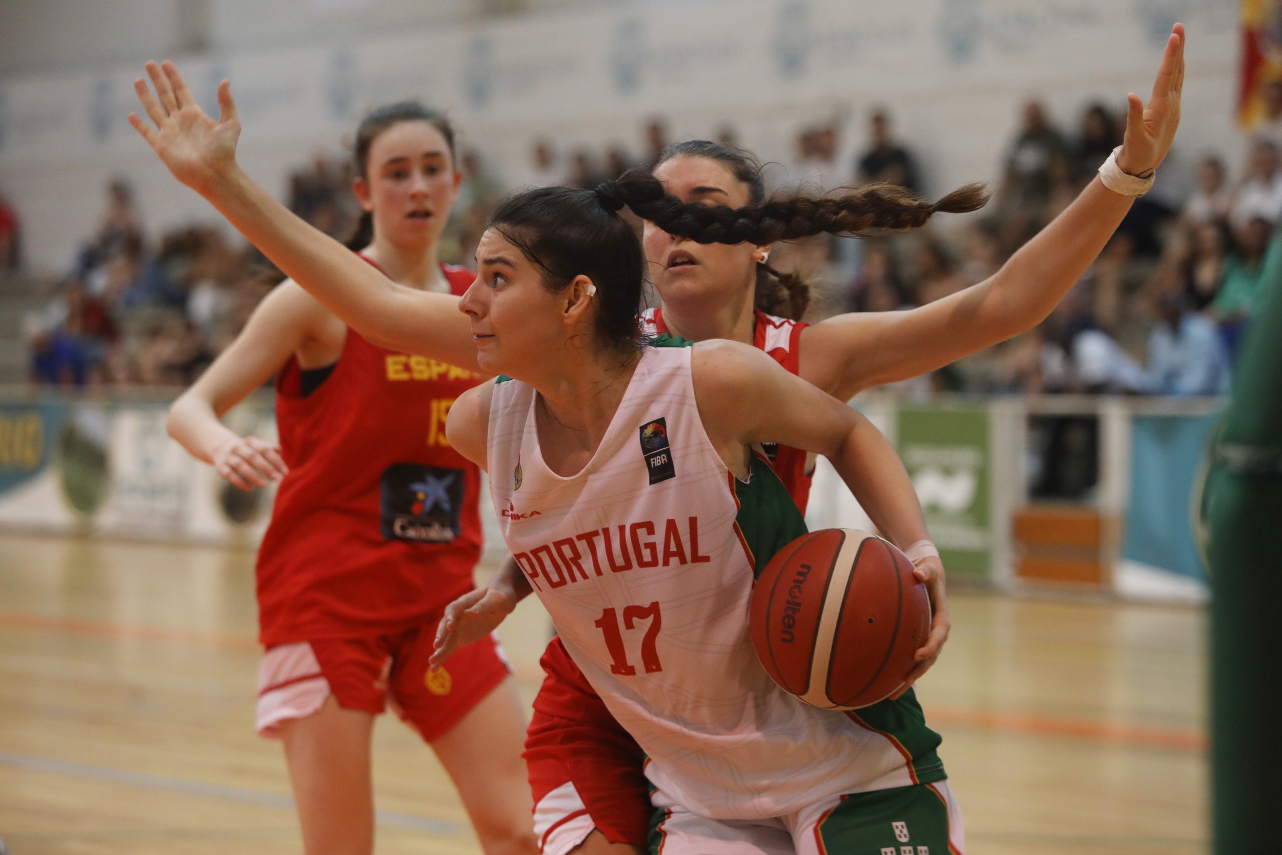 Portugal entra a ganhar no Europeu sub-18 feminino - Basquetebol - Jornal  Record