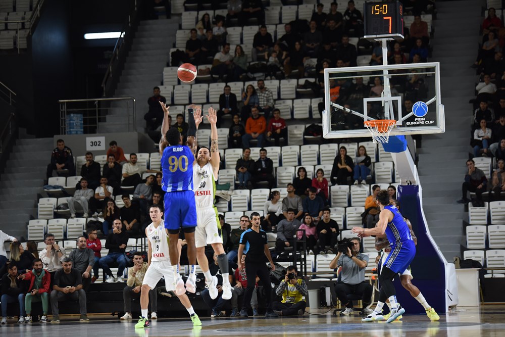 FC Porto perde na Turquia e falha apuramento direto na Taça da Europa -  Basquetebol - SAPO Desporto